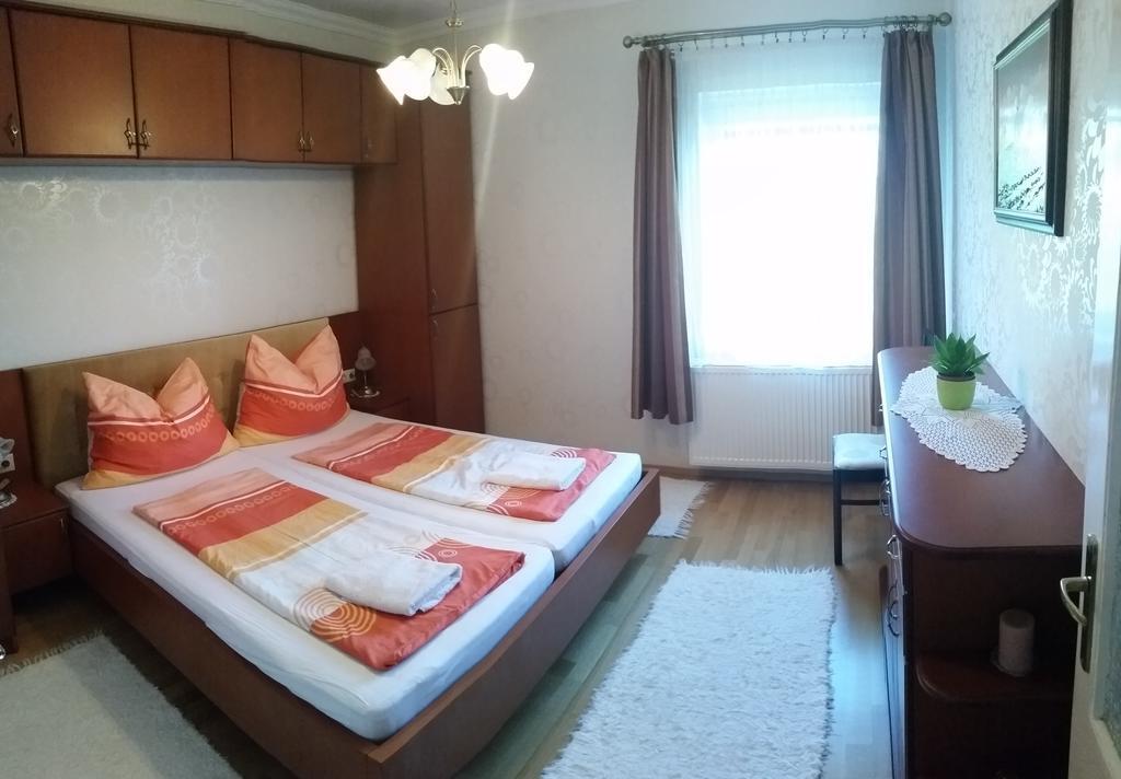 Fadora Apartman Tihany Extérieur photo